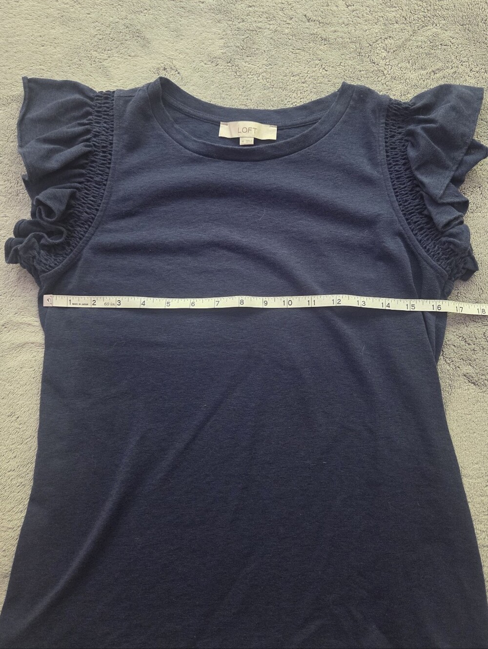 🔷️ LOFT Navy Ruffle Sleeve Tee Size Medium - Picture 3 of 4